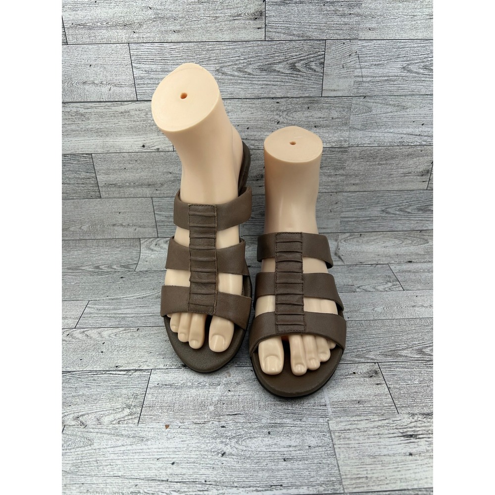 Clarks Bendables Women Size 7M Brown Leather Pleated Wedge Slide Sandals 81069